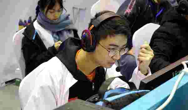 特别是在面 特别是在面